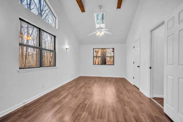 1017 Yellow Hammer Dr, Kingston Springs, TN 37082