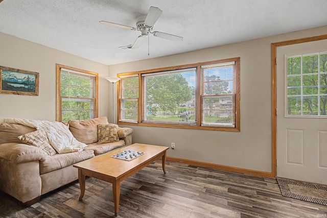 11940 E 690, Hudson, IN 46747