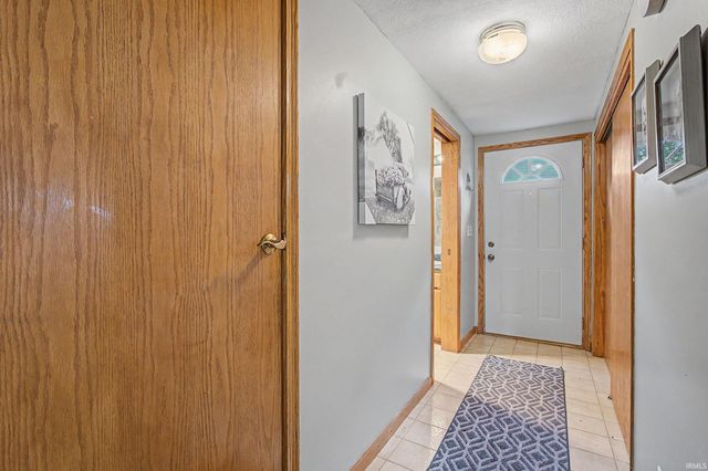 11940 E 690, Hudson, IN 46747
