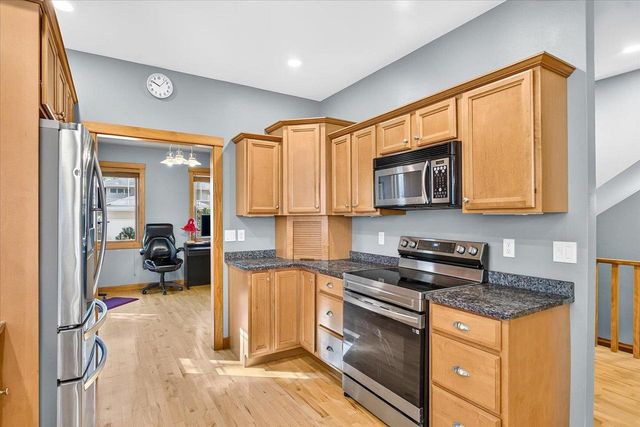 1018 Tamarack Way, Verona, WI 53593