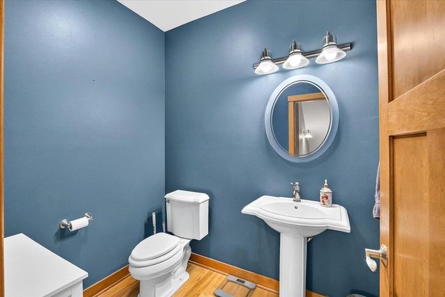 1018 Tamarack Way, Verona, WI 53593