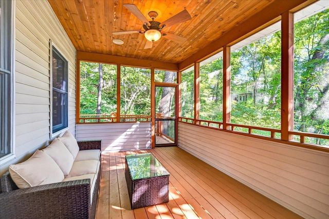 1018 Tamarack Way, Verona, WI 53593