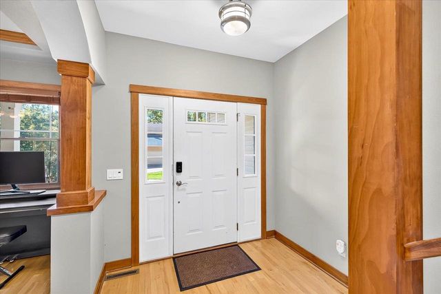 1018 Tamarack Way, Verona, WI 53593