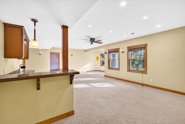 1018 Tamarack Way, Verona, WI 53593
