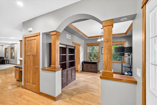 1018 Tamarack Way, Verona, WI 53593