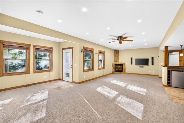 1018 Tamarack Way, Verona, WI 53593