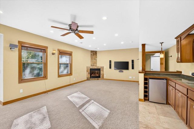 1018 Tamarack Way, Verona, WI 53593