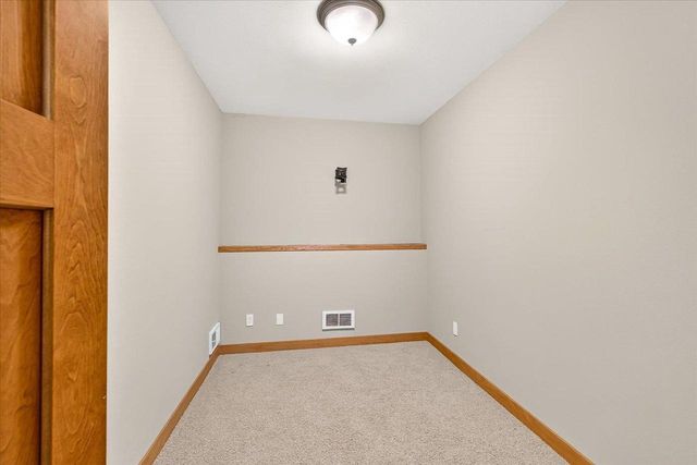 1018 Tamarack Way, Verona, WI 53593