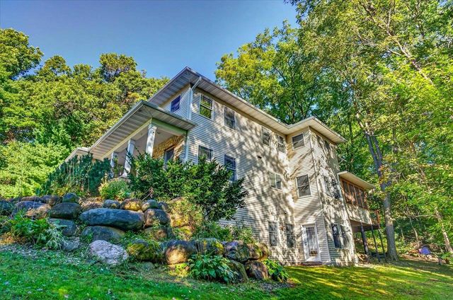 1018 Tamarack Way, Verona, WI 53593