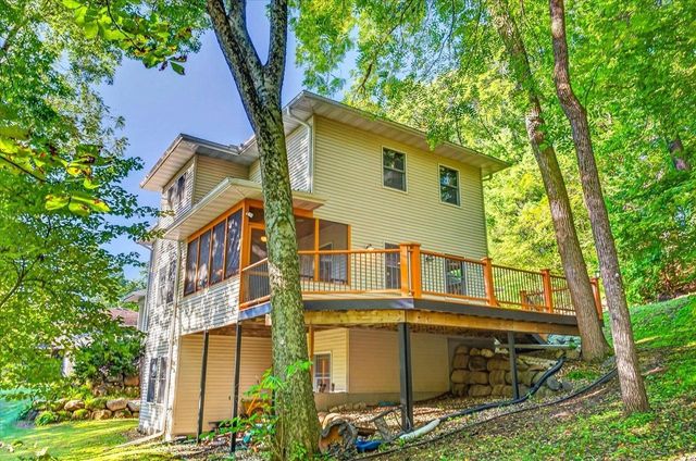 1018 Tamarack Way, Verona, WI 53593