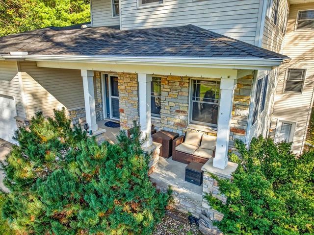 1018 Tamarack Way, Verona, WI 53593