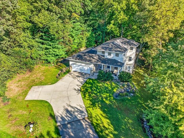 1018 Tamarack Way, Verona, WI 53593