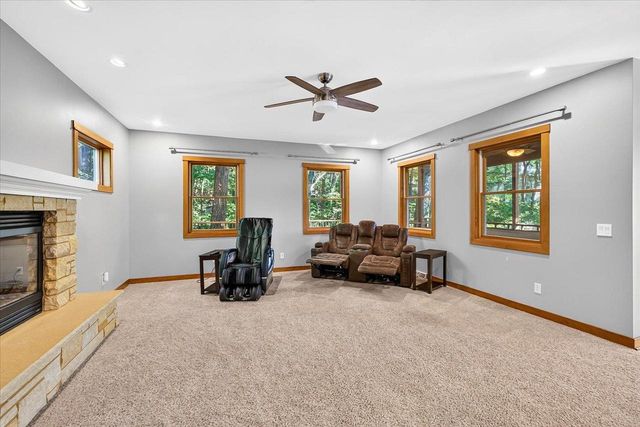 1018 Tamarack Way, Verona, WI 53593