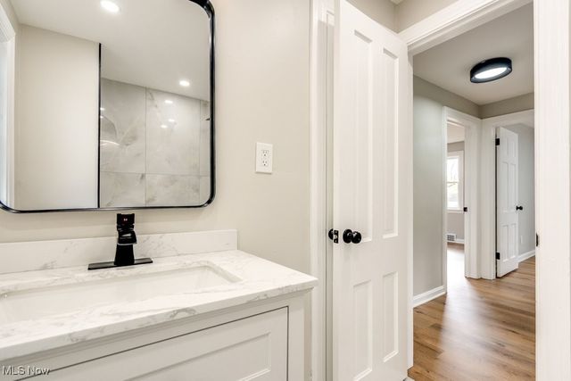 4015 Bayard, South Euclid, OH 44121