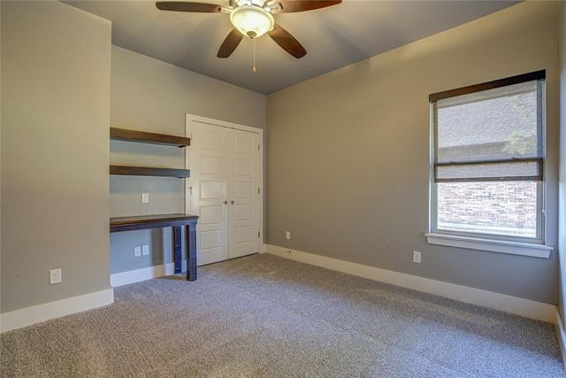 2400 Old Creek Road, Edmond, OK 73034