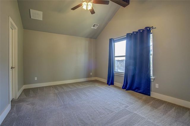 2400 Old Creek Road, Edmond, OK 73034