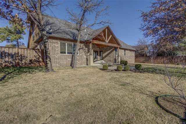 2400 Old Creek Road, Edmond, OK 73034