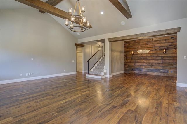 2400 Old Creek Road, Edmond, OK 73034