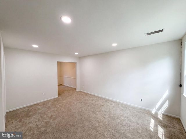 3820 V ST SE, Washington, DC 20020