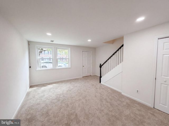 3820 V ST SE, Washington, DC 20020