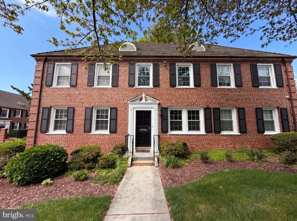 3820 V ST SE, Washington, DC 20020
