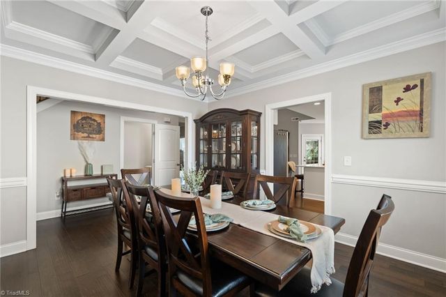 405 Meadowfield Run, Clemmons, NC 27012