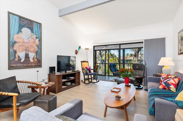 1519 PELICAN POINT DRIVE 288, Sarasota, FL 34231