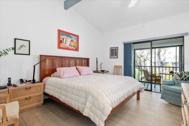 1519 PELICAN POINT DRIVE 288, Sarasota, FL 34231