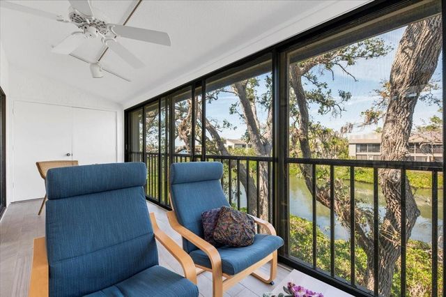 1519 PELICAN POINT DRIVE 288, Sarasota, FL 34231