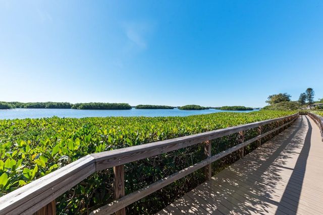 1519 PELICAN POINT DRIVE 288, Sarasota, FL 34231