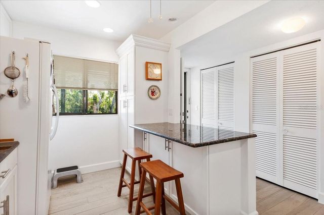 1519 PELICAN POINT DRIVE 288, Sarasota, FL 34231