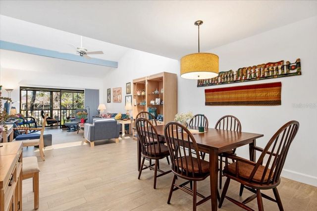 1519 PELICAN POINT DRIVE 288, Sarasota, FL 34231