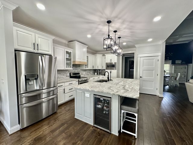 1742 Old Gallatin Rd, Portland, TN 37148