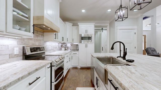 1742 Old Gallatin Rd, Portland, TN 37148