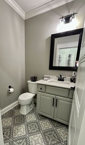 1742 Old Gallatin Rd, Portland, TN 37148