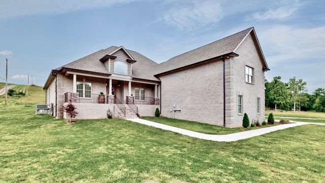 1742 Old Gallatin Rd, Portland, TN 37148
