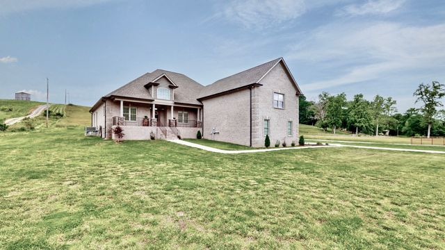 1742 Old Gallatin Rd, Portland, TN 37148