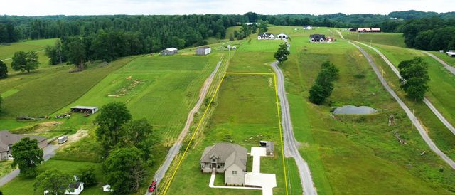 1742 Old Gallatin Rd, Portland, TN 37148