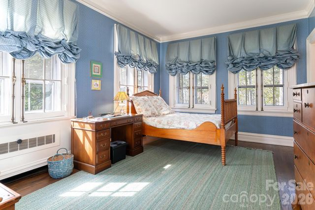 407 Vanderbilt Road, Asheville, NC 28803