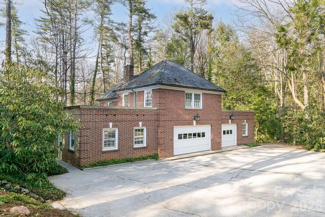 407 Vanderbilt Road, Asheville, NC 28803