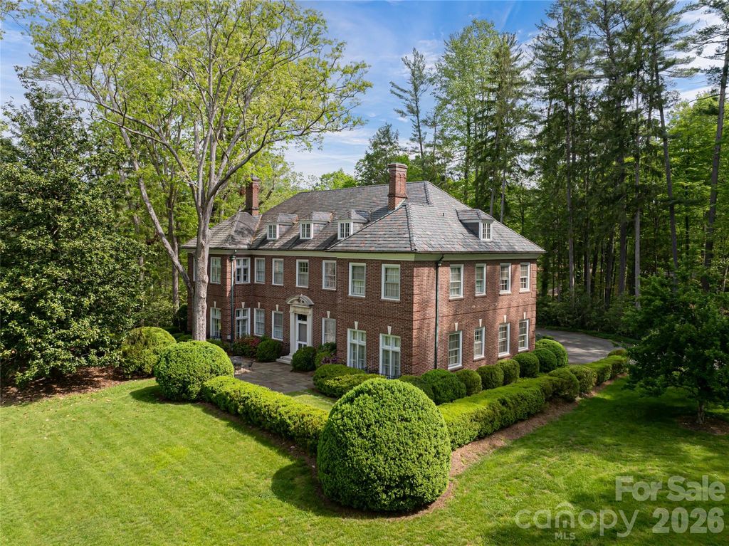 407 Vanderbilt Road, Asheville, NC 28803