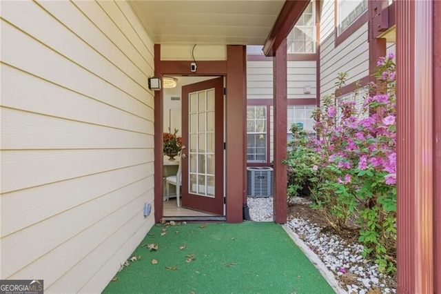 904 Wentworth Court, Alpharetta, GA 30022