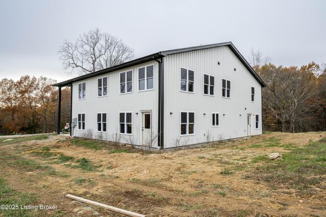 1451 W Hwy 524, La Grange, KY 40031