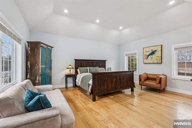 109 Arbor Drive, Ho-ho-kus, NJ 07423