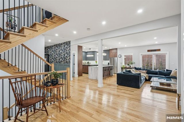 109 Arbor Drive, Ho-ho-kus, NJ 07423