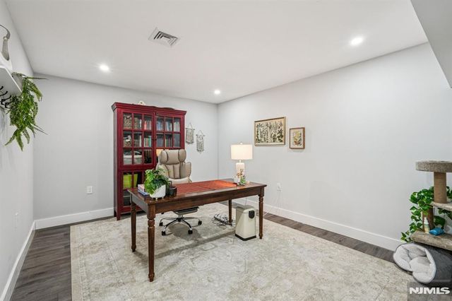 109 Arbor Drive, Ho-ho-kus, NJ 07423