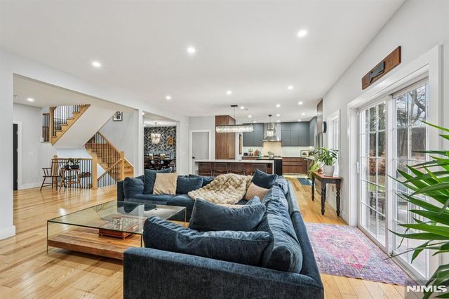 109 Arbor Drive, Ho-ho-kus, NJ 07423