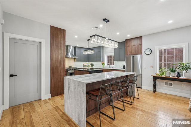 109 Arbor Drive, Ho-ho-kus, NJ 07423