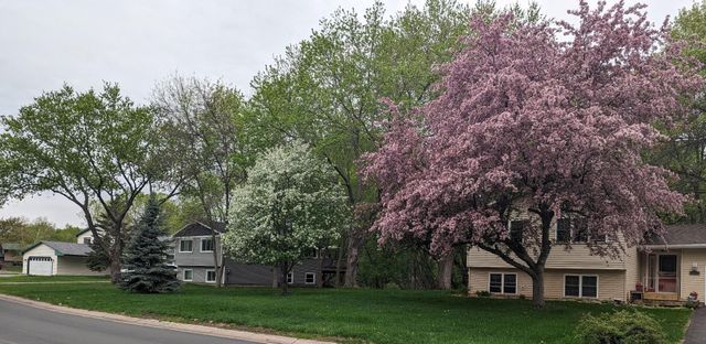 10962 Eagle Street NW, Coon Rapids, MN 55433