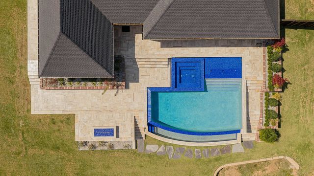 511 Lost Creek, Longview, TX 75605